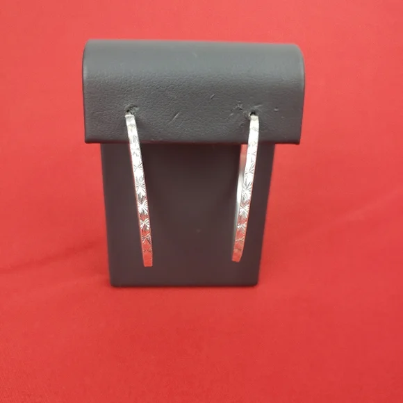 Sterling silver ladies hoop earrings New - Picture 6 of 14